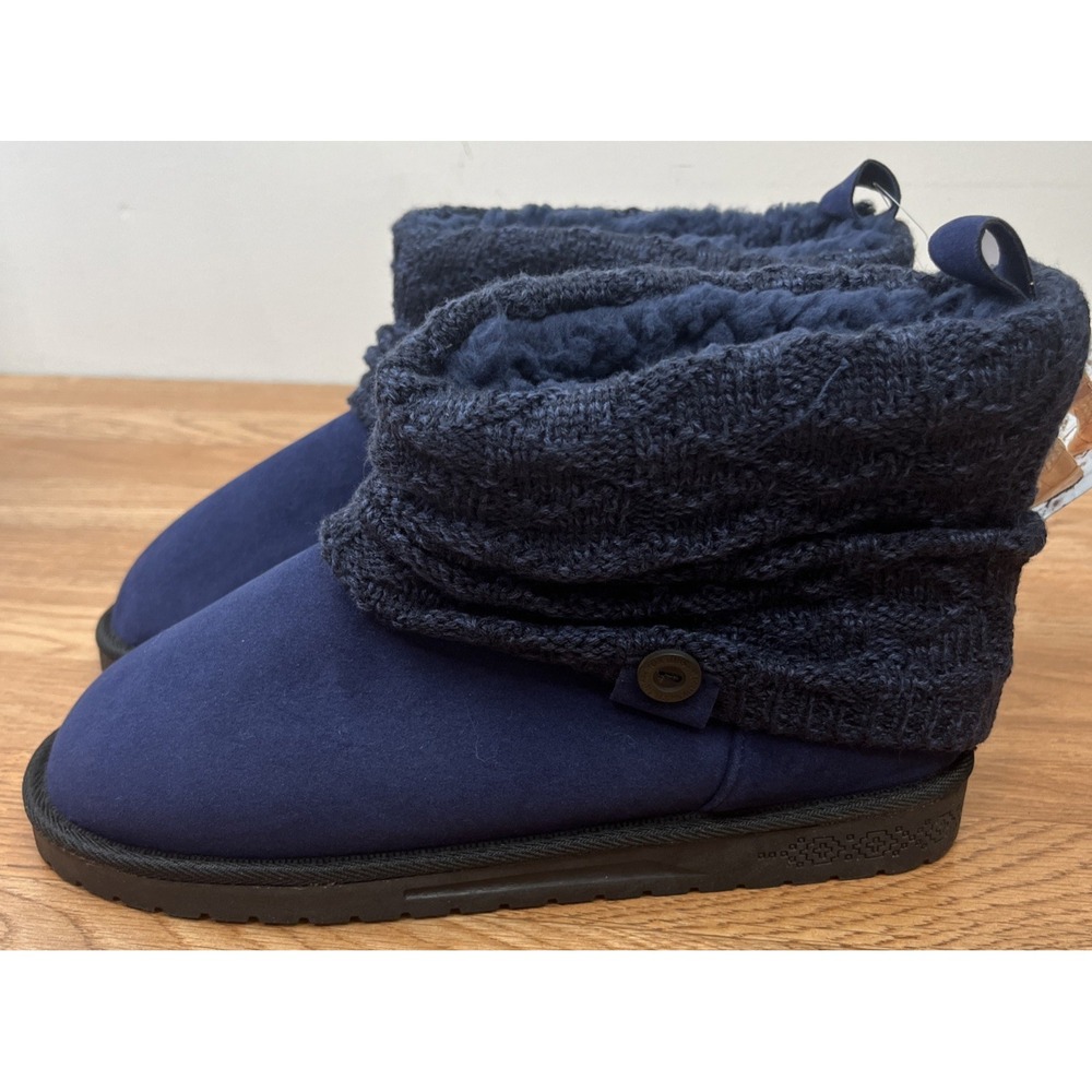 Essentials by MUK LUKS Laurel Womens Water Resistant Boots Navy Blue Size 11 NEW